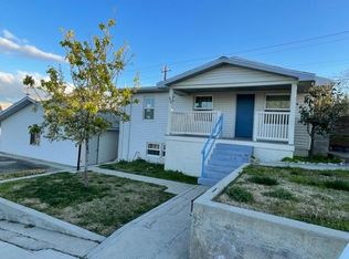 699 E St, Taft, CA 93268