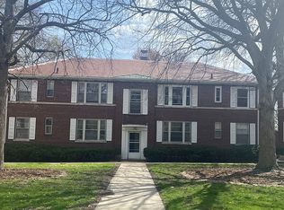 1506 S Race St APT 4, Urbana, IL