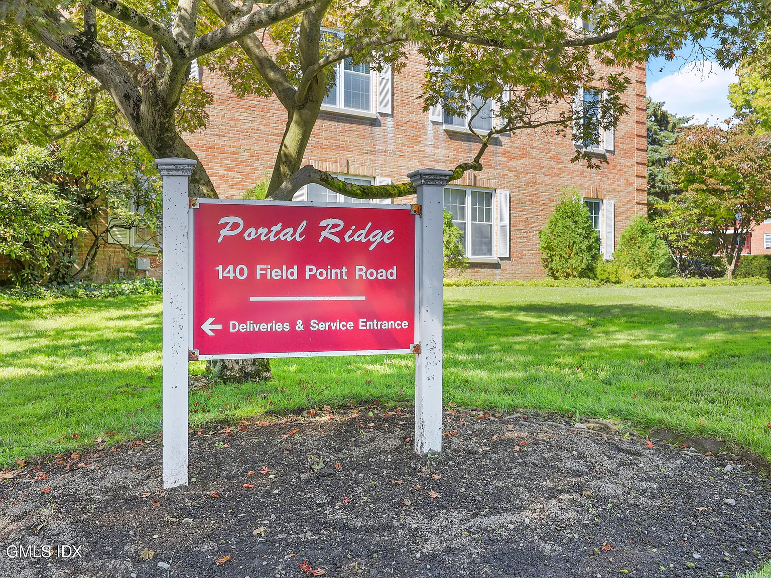 2 bed, 1.5 bath, 1179 sqft, $3,800 — Photo 1