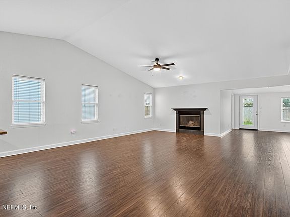 5th image of 13046 TWIN PINES Circle S