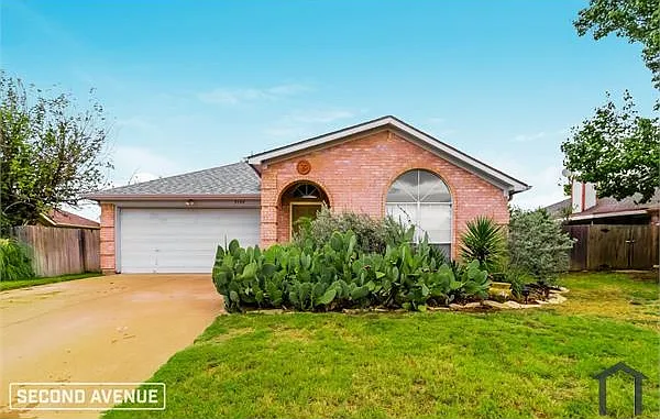 3704 Garden Springs Dr