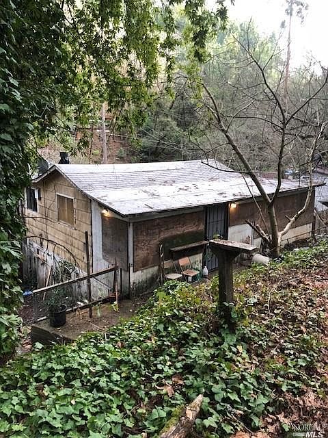 2nd image of 11211 westside Avenue