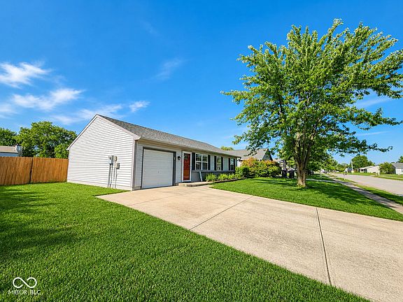 3rd image of 134 Meadow Creek South Dr