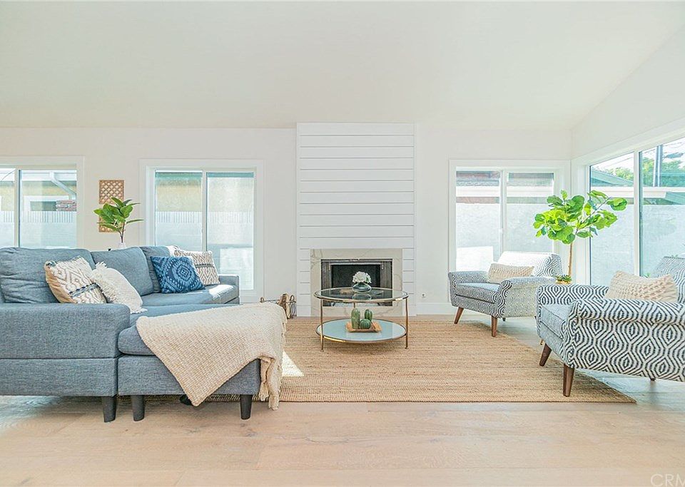1st image of 1148 N Poinsettia Ave