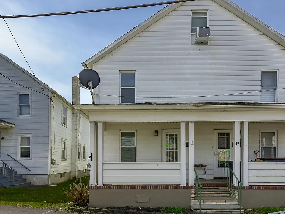 11 Webster St #11