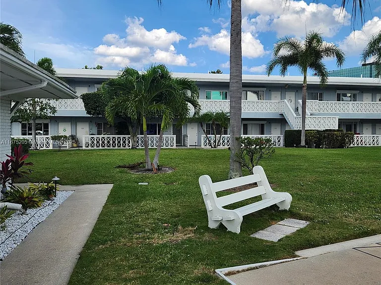 2170 NE 51st Ct #C3 — Photo 19