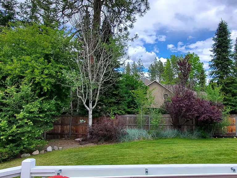 322 W Charlton Ave — Photo 32