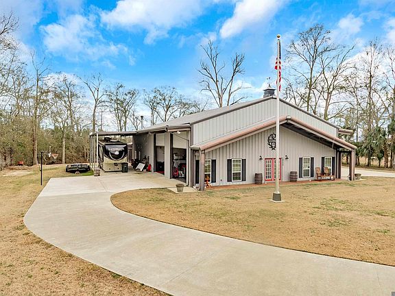 3rd image of 14736 Chenal Rd