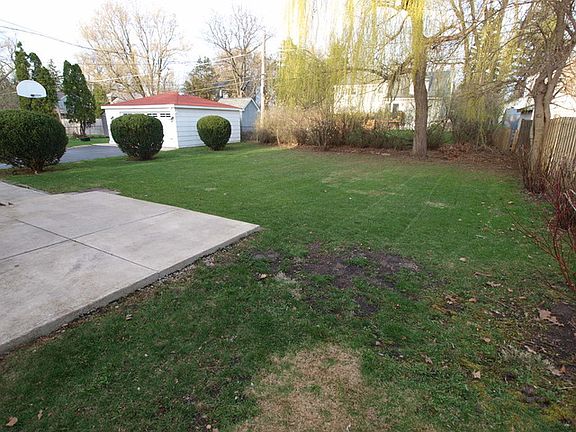 2nd image of 443 S Edgewood Ave