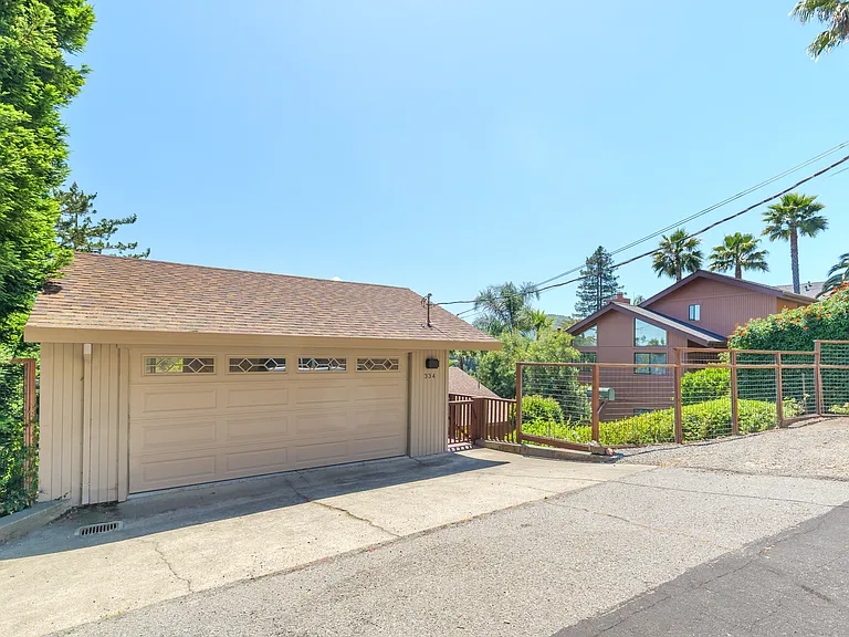 334 Santa Margarita Dr — Photo 46