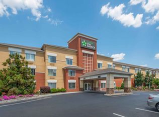 Newark - Woodbridge, Woodbridge, NJ 07095