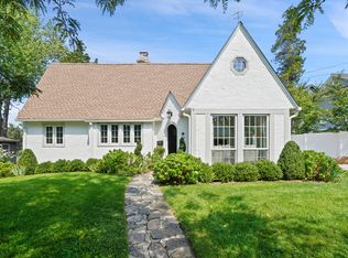 319 Oakland Beach Ave, Rye, NY 10580