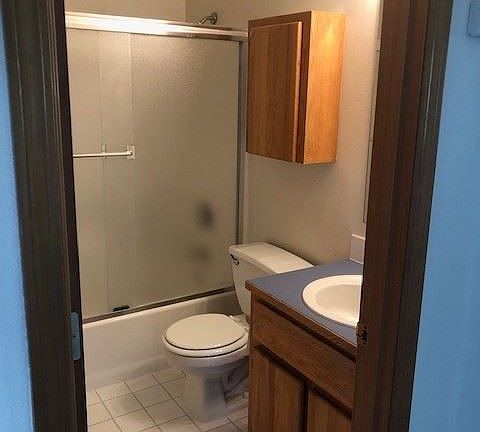 4th image of 4225 SE Oak St