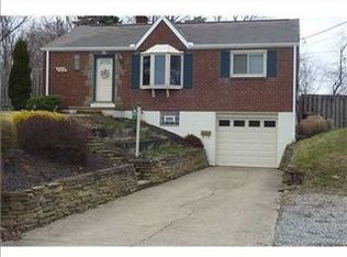 529 Chessbriar Dr, Bethel Park, PA 15102