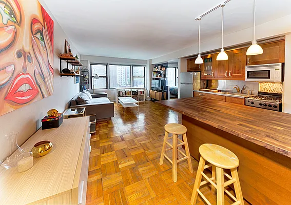 Sold by Brown Harris Stevens | media 9