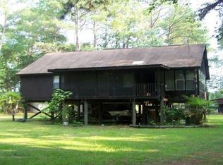 237 Leisure Ln, Green Pond, SC 29446