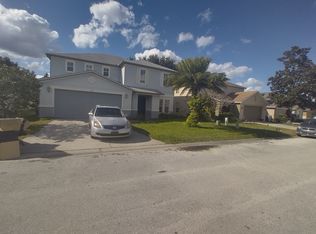 123 Elderberry Dr, Davenport, FL 33897