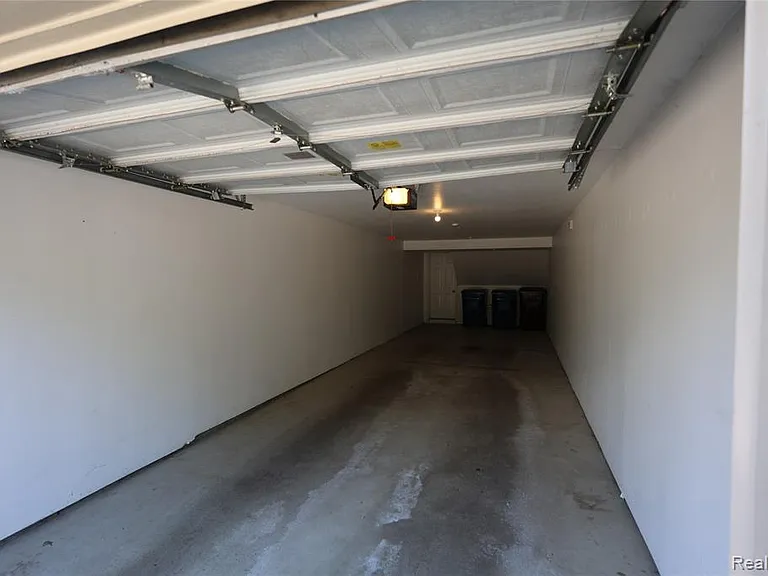 39460 Springwater Dr — Photo 30