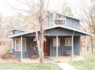 18361 Dunaway Rd, Fayetteville, AR 72701