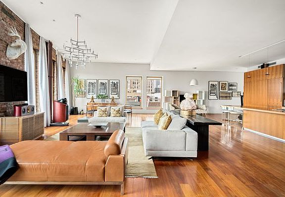 3rd image of 285 Lafayette St #6D