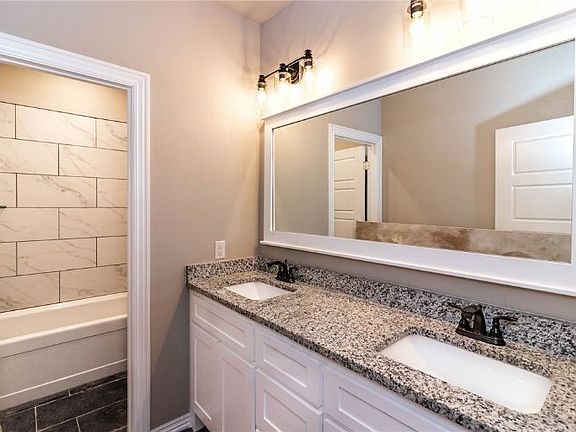 4th image of 6307 S 59th St
