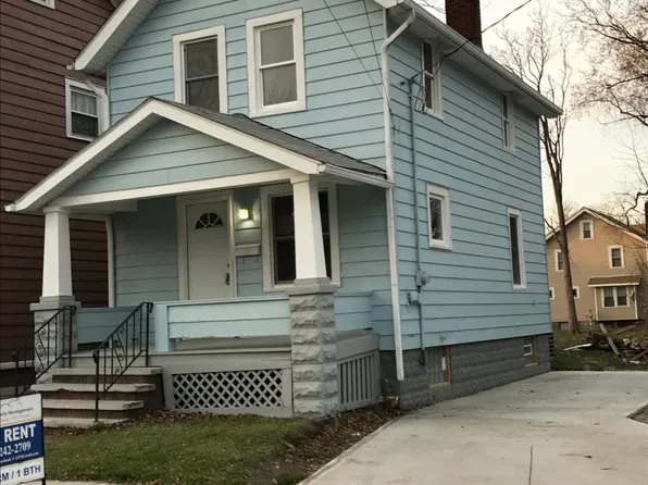 711 East St, Lorain, OH 44052