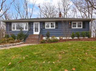 15 Hillcrest Dr, Denville, NJ 07834