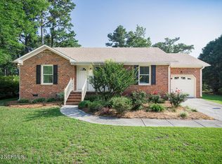 292 Hidden Valley Rd, Wilmington, NC 28409