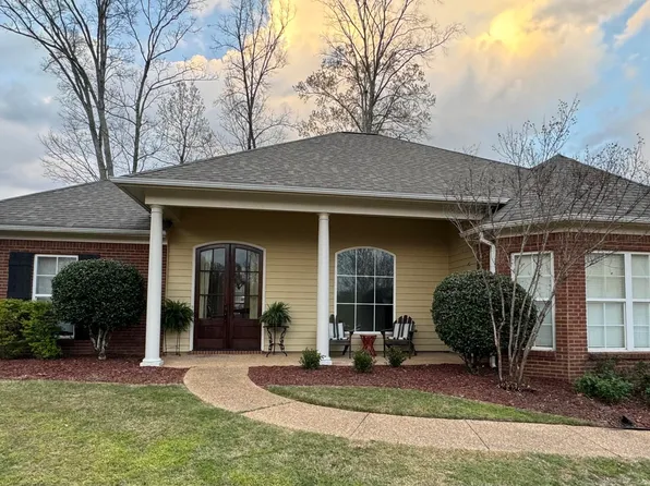 142 Cambridge Cv, Clinton, MS 39056