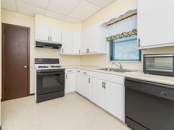 78 Burnside Avenue image 13 of 29