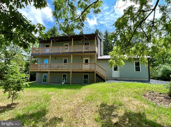 214 Beechnut St, State College, PA 16801