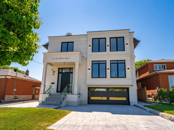 165 McAllister Rd, Toronto, ON M3H 2N8
