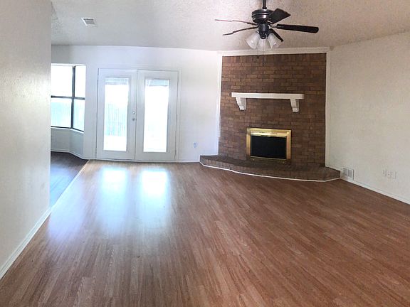 5th image of 1202 Clay Hill Ct