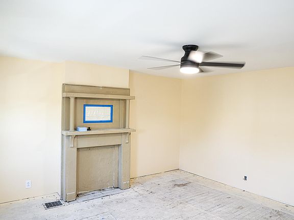 2nd image of 727 Isabella St