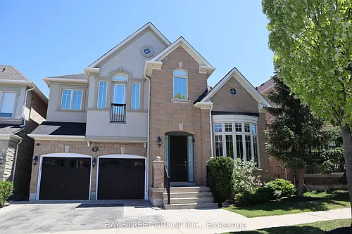 9 Eber St Photo 1