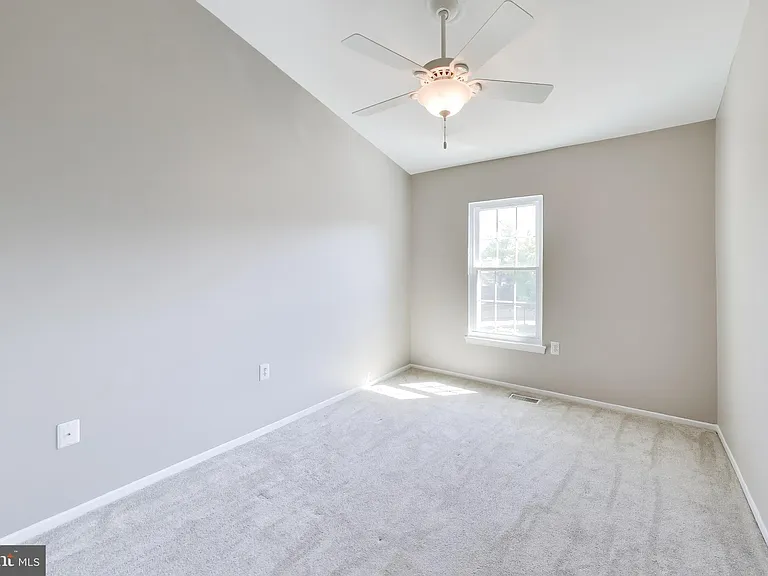 4 Earth Star Ct — Photo 22