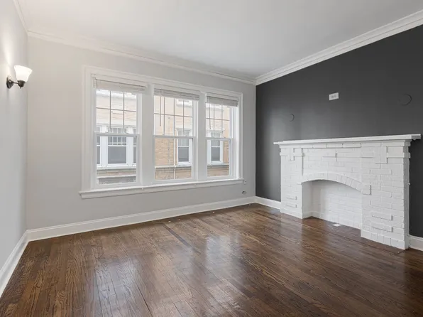 6100-6118 N Winthrop