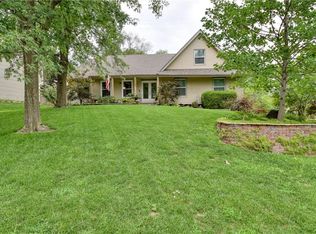 7332 Monrovia St, Shawnee, KS 66216