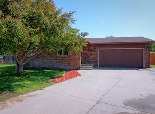 405 Foltz Ct, Garden City, KS 67846