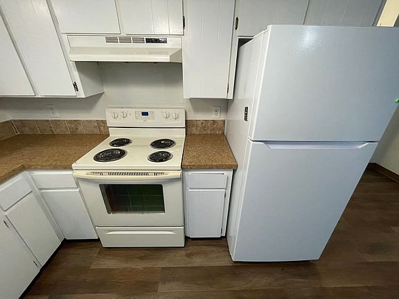 5th image of 1630 Monmouth St #23