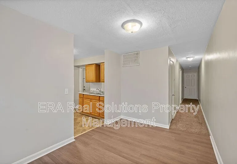 8268 Sandy Ln #B — Photo 9