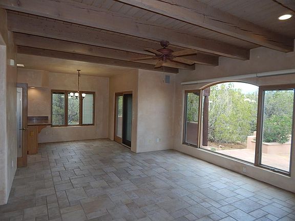 2nd image of 1020A Calle Dorthia