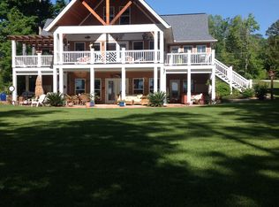 191B Lakeshore Cir, Milledgeville, GA