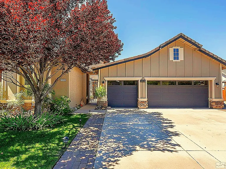 3310 Ten Mile Dr — Photo 1