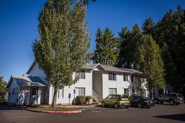 Orchard View Apartments — Photo 17