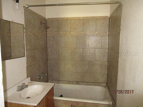 4th image of 420 N Starkweather St