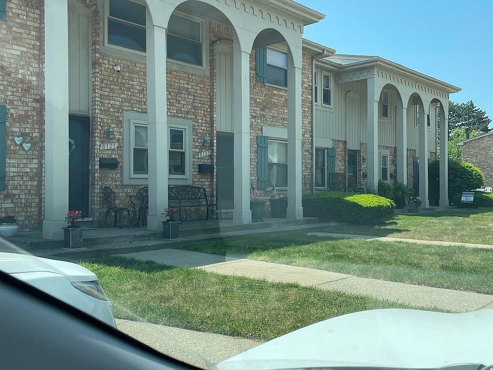 1st image of 8123 Clay Ct