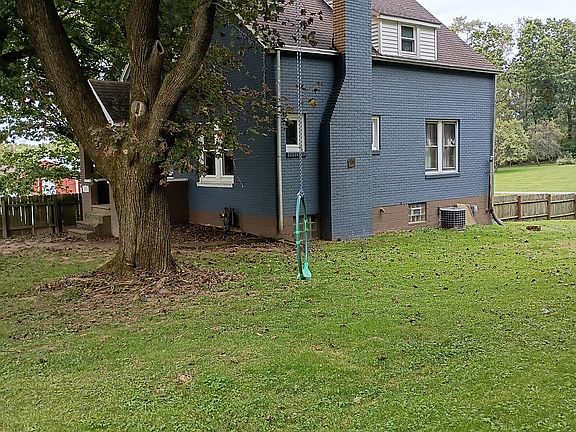 4th image of 614 N Pike Rd