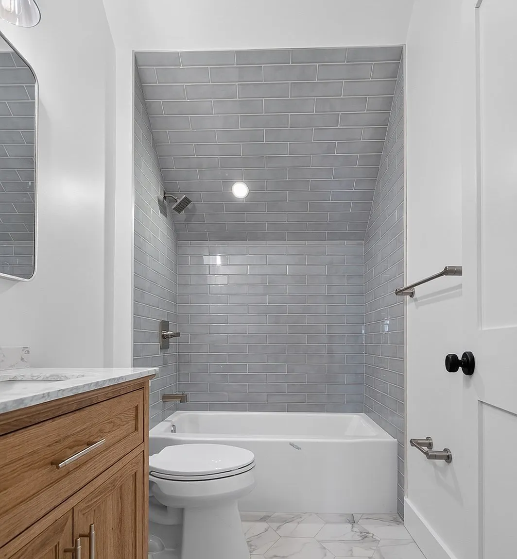 2 bed, 2.0 bath, 1050 sqft, $3,200 — Photo 4