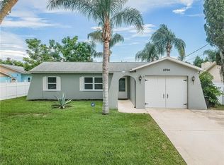 8700 Inwood Dr, Hudson, FL 34667